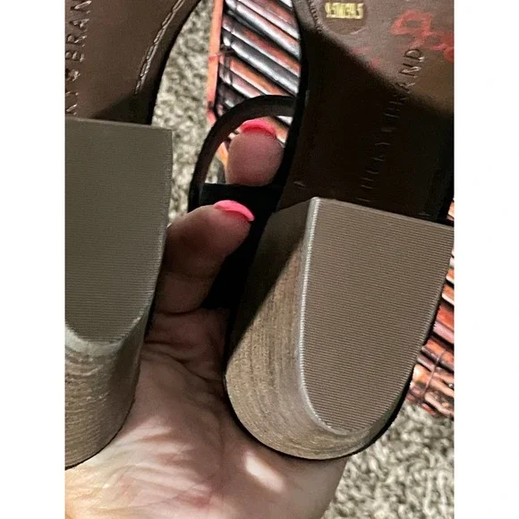 LUCKY Brand Odonnah Sandals. NWOT - Picture 4 of 6